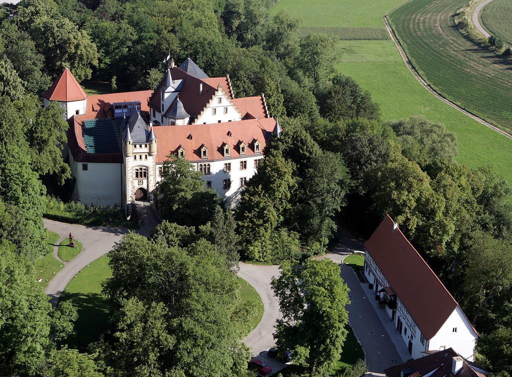 Schlosshotel Gotzenburg Ягстгаузен Екстер'єр фото