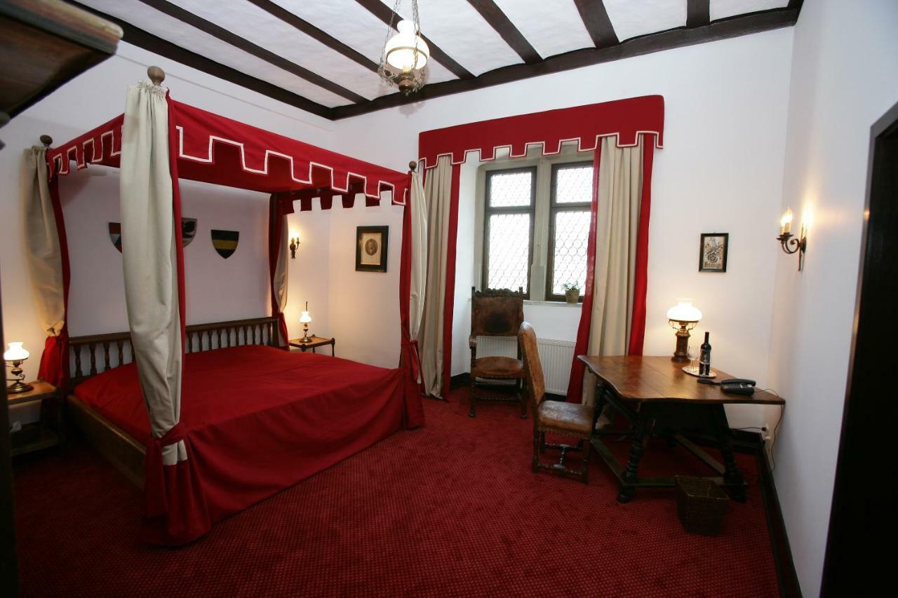 Schlosshotel Gotzenburg Ягстгаузен Екстер'єр фото